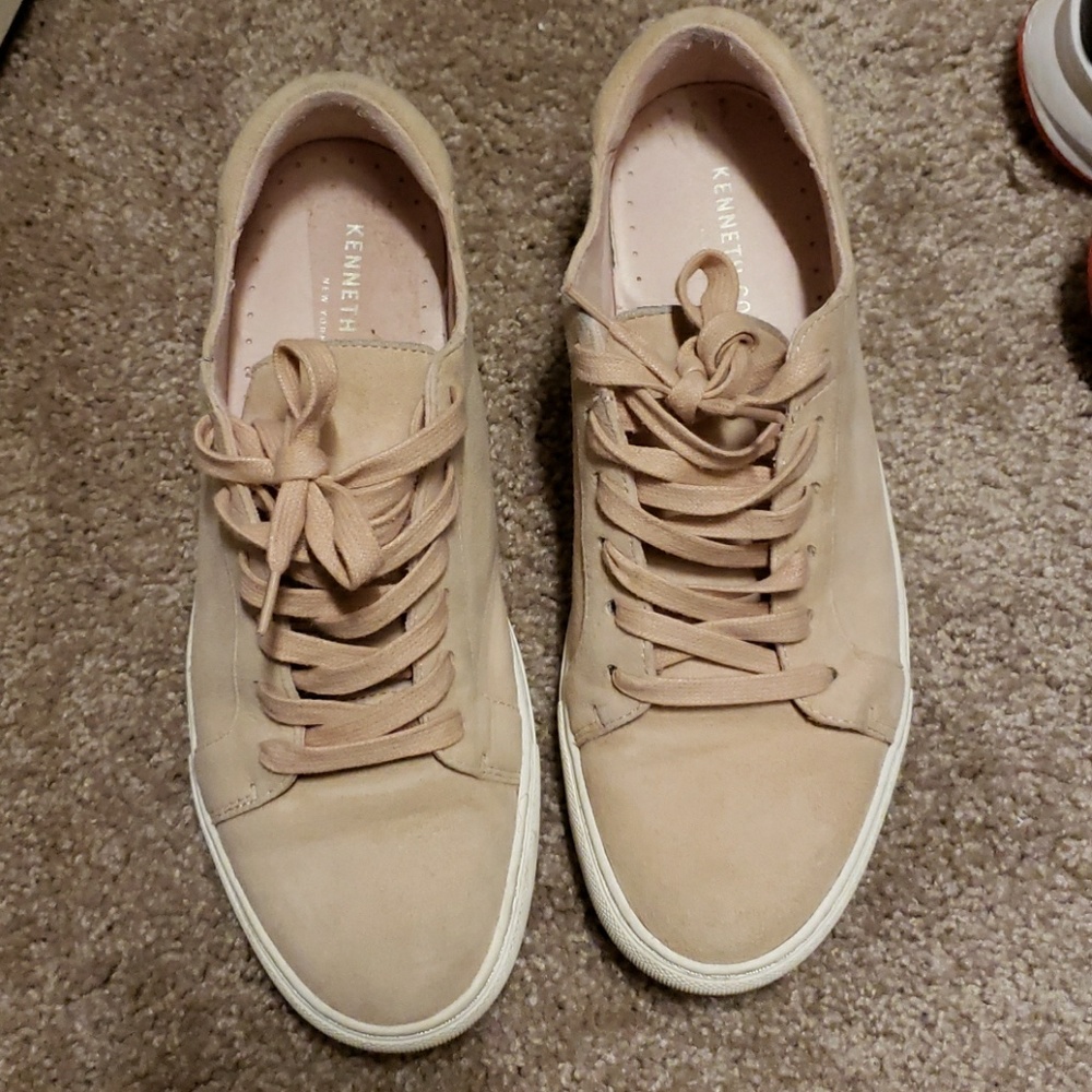 Keneth cole sneakers size 8